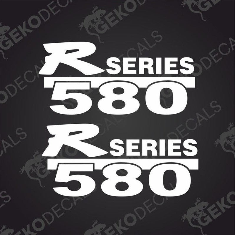 Two white decals with the text 'R 580' and a small icon, against a black background with a watermark logo reading 'GEKODECALS'.
