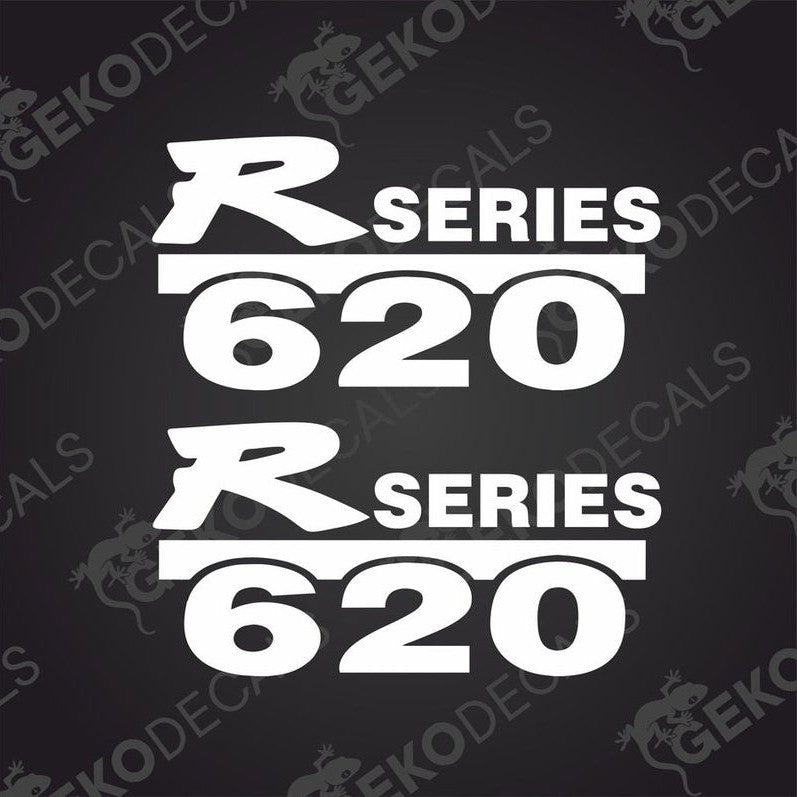 Two white decals with the text 'R 620' and a small icon, arranged in two rows on a black background with the GeckoDecals logo.